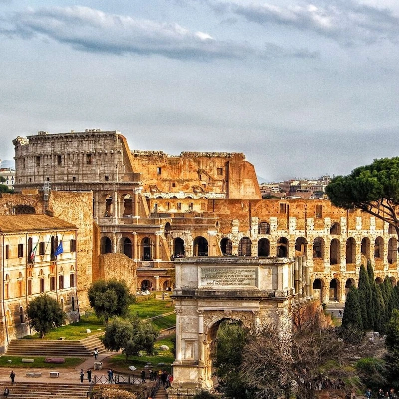Colosseum, Roman Forum and Palatine: Admission ticket + multimedia experience