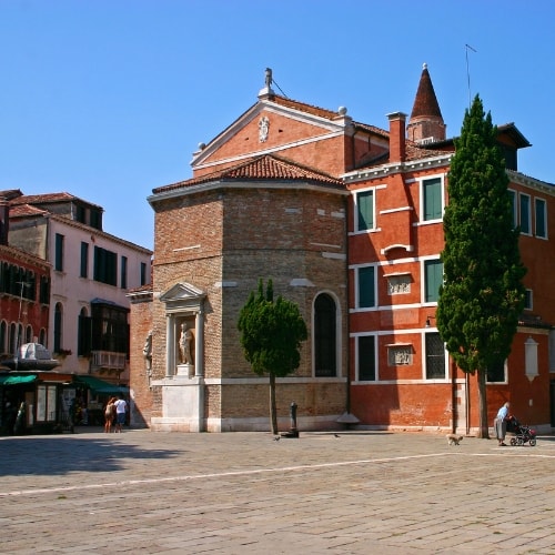 Entrance to the Church of San Polo